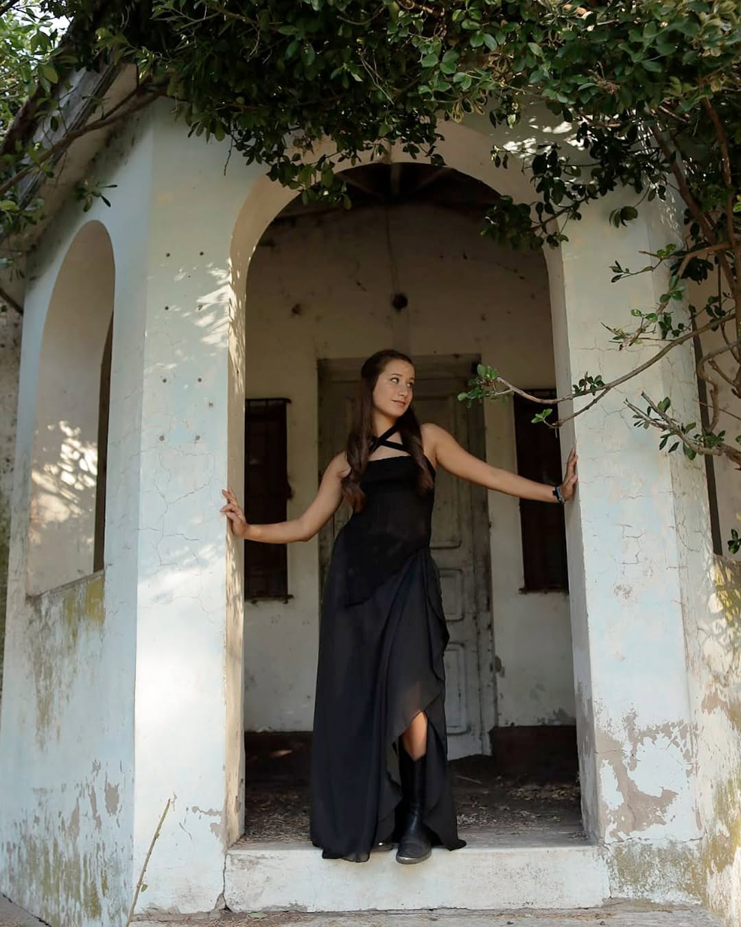 Vestido Negro de Noche Cruzado